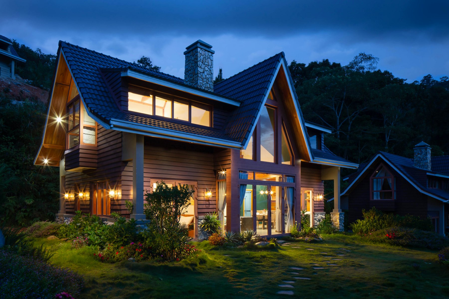A modern Sydney home at dusk